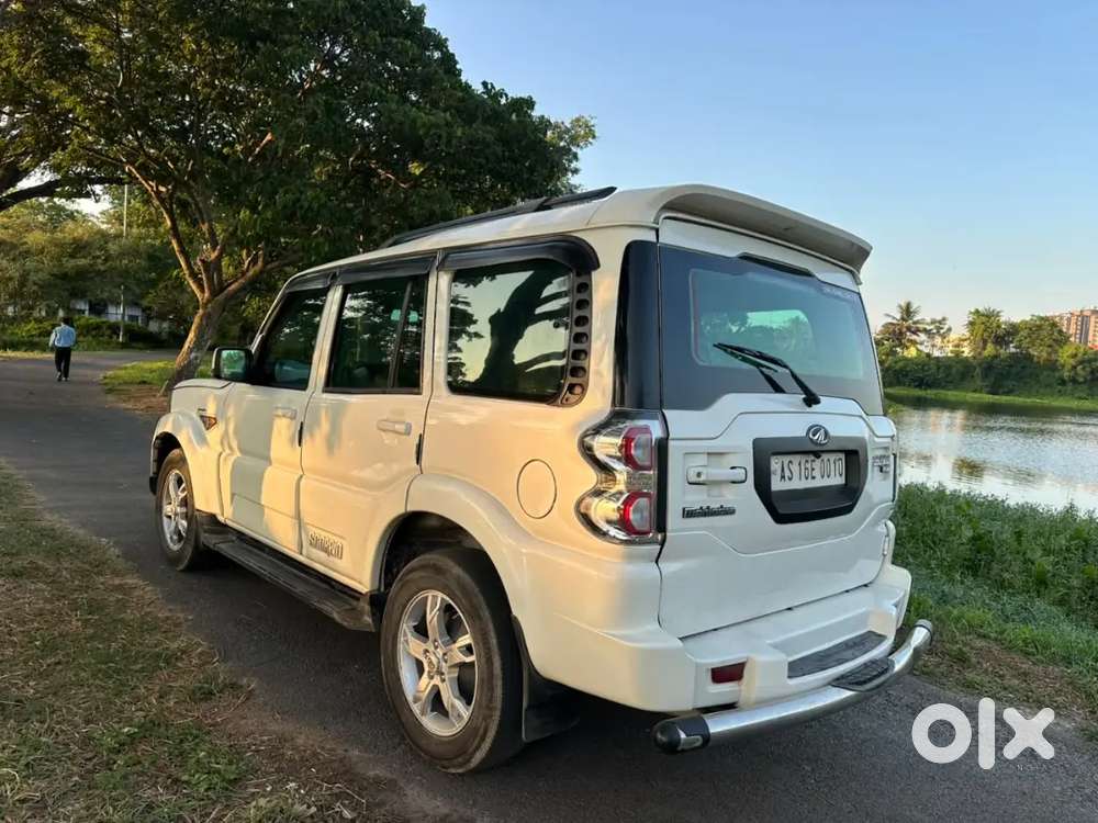Mahindra Scorpio 2016 2nd Owner