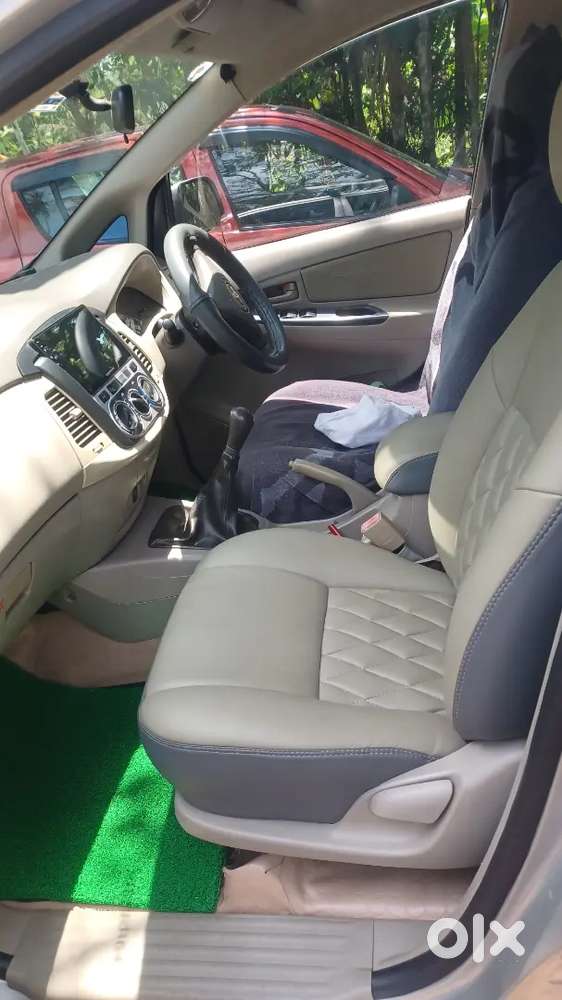 Toyota Innova 2011 Diesel 470000 Km Driven