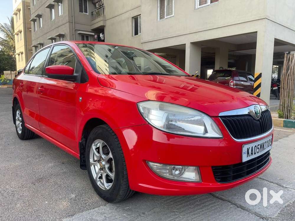 Skoda Rapid 2011-2013 1.6 Mpi At Ambition, 2013, Petrol