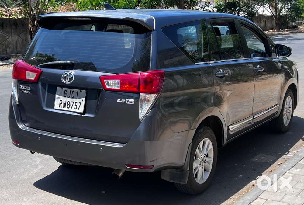 Toyota Innova Crysta 2.8 Gx At, 2017, Diesel