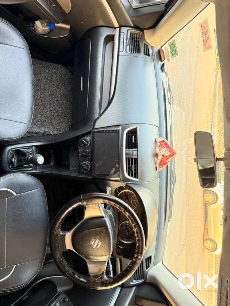 Maruti Suzuki Swift Dzire Vxi Optional, 2016