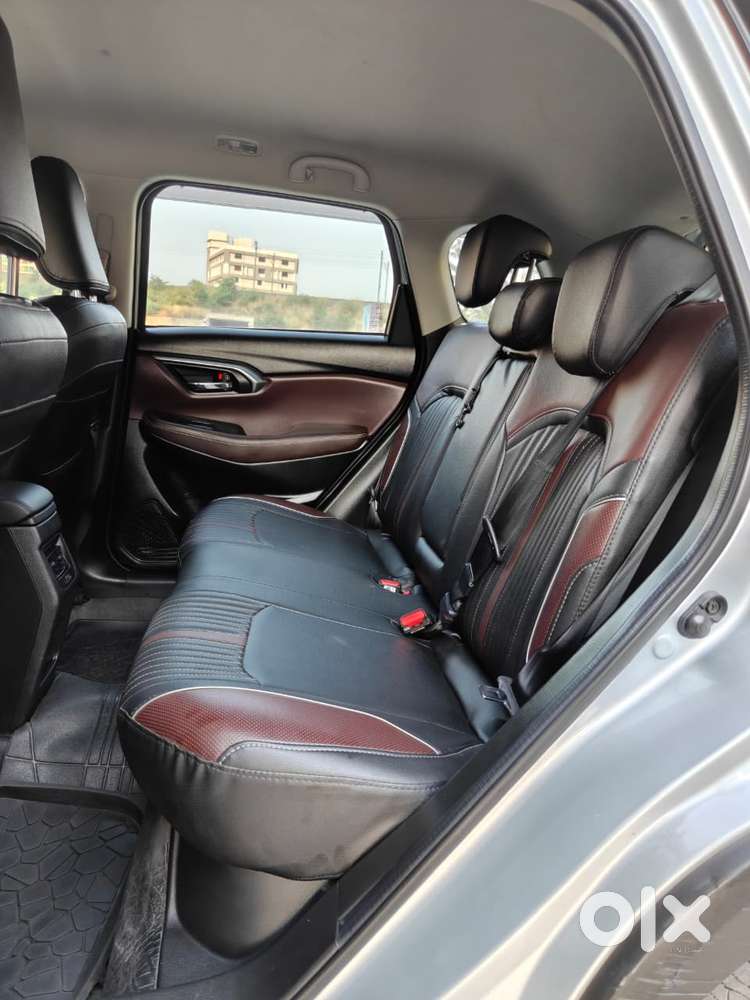 Maruti Suzuki Grand Vitara 1.5 Sigma Smart Hybrid, 2025, Petrol