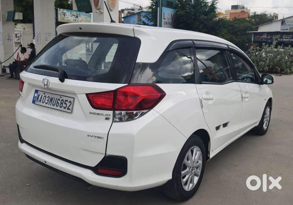 Honda Mobilio 1.5 E I-vtec Mt, 2014, Petrol