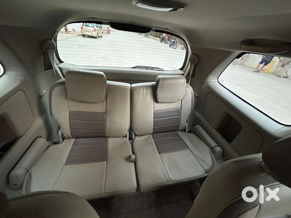 Toyota Innova 2.5 G (diesel) 7 Seater, 2011, Diesel