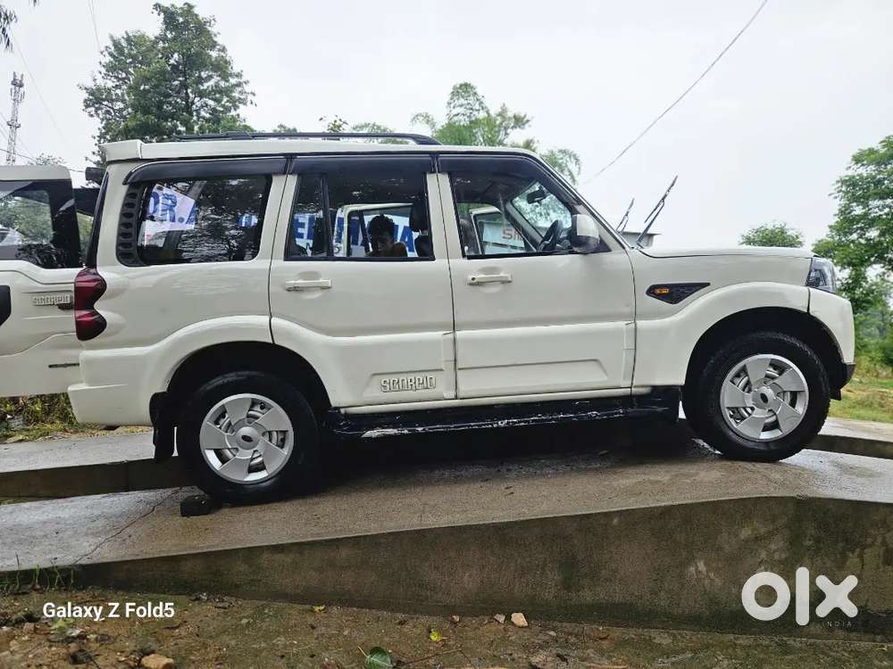 Mahindra Scorpio Classic 2017 Diesel 90000 Km Driven