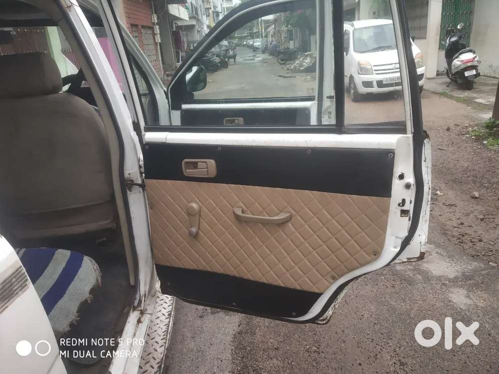 Chevrolet Tavera 2011