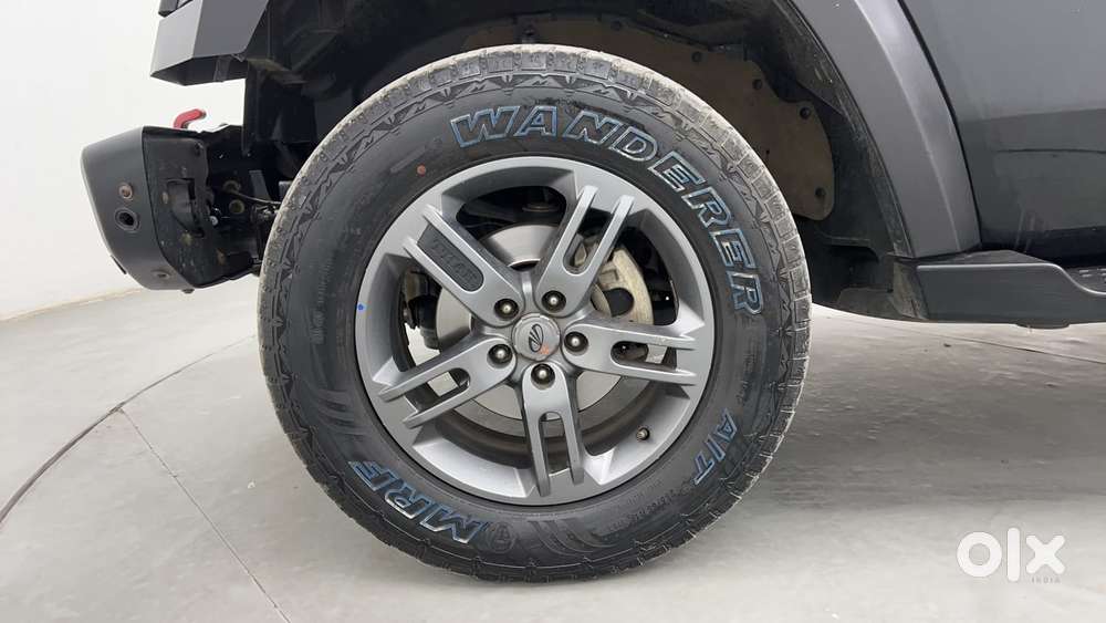 Mahindra Thar 2.0 Lx Hard Top Petrol At 4 Rwd, 2022, Petrol