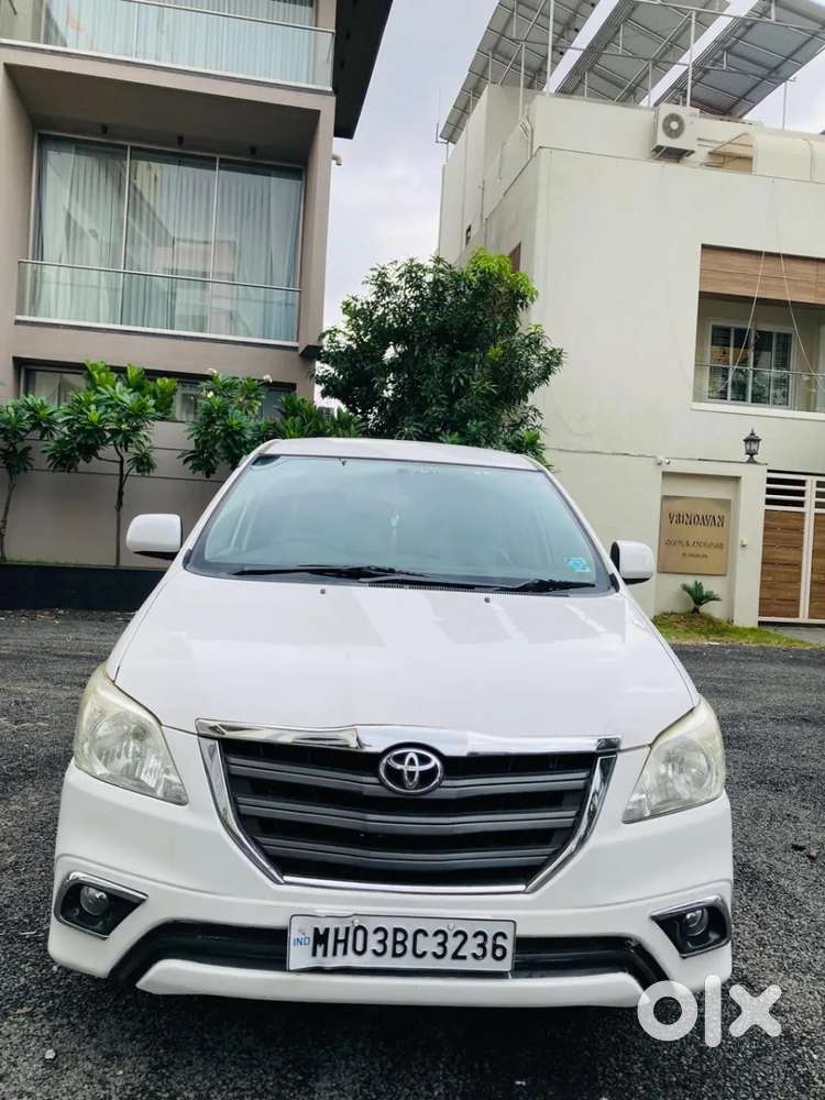 Toyota Innova 2.5 G (diesel) 7 Seater Bs Iv, 2015, Diesel