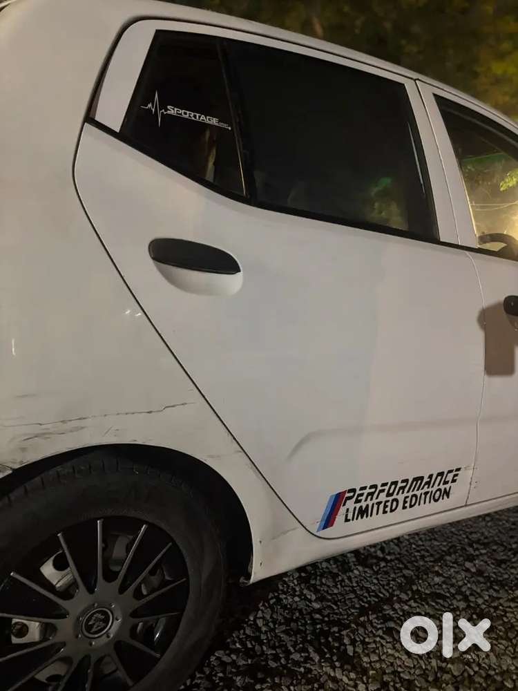 Hyundai I10 Sportz 2010 Model