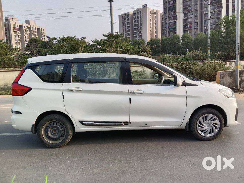 Maruti Suzuki Ertiga 1.5 Vxi, 2023, Petrol