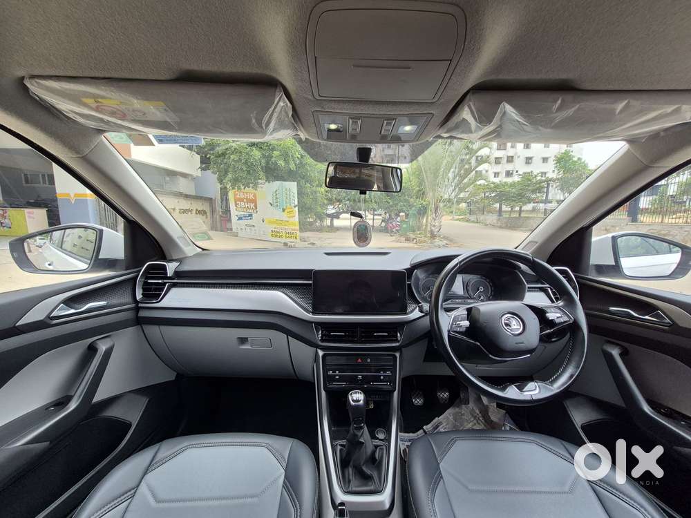 Skoda Kushaq 1.0 Tsi Ambition, 2022, Petrol
