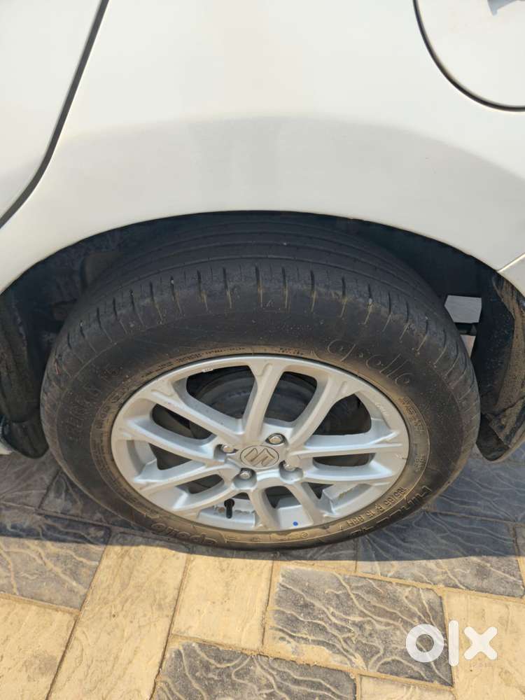 Maruti Suzuki Swift 2018 Zxi, 2019, Petrol