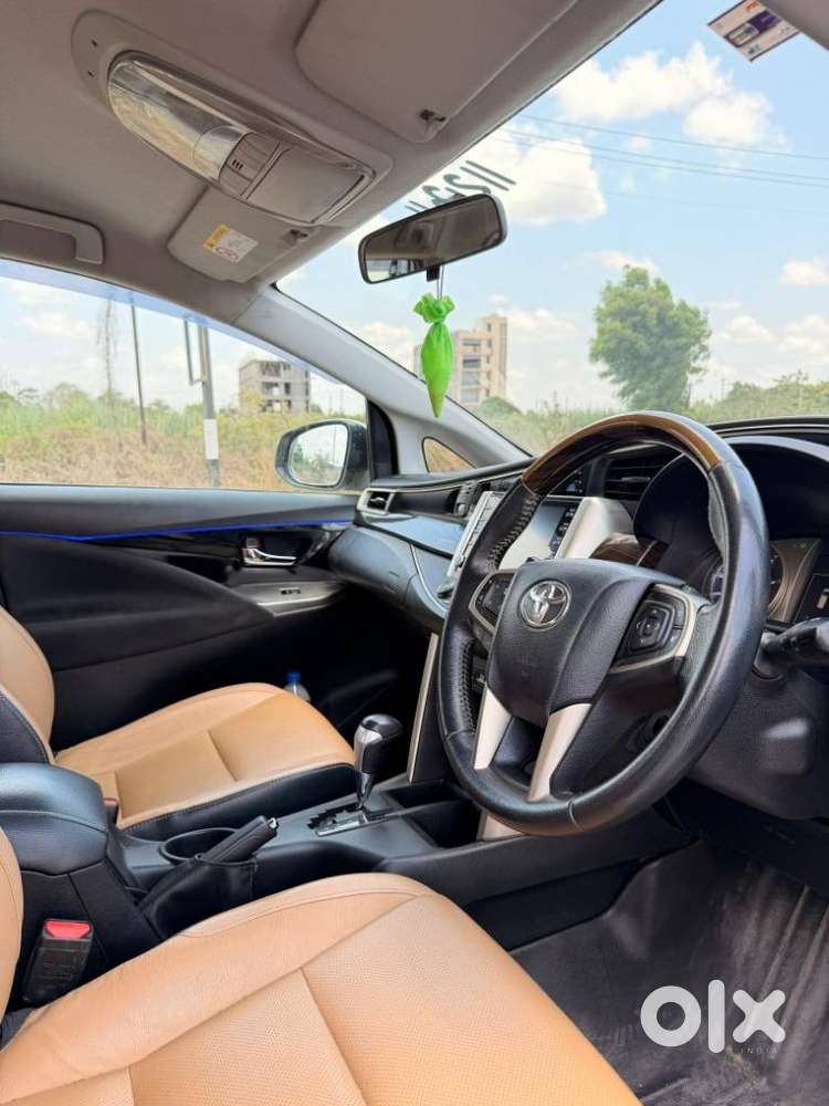Toyota Innova Crysta 2.8 Zx Automatic 7 Str, 2023, Diesel