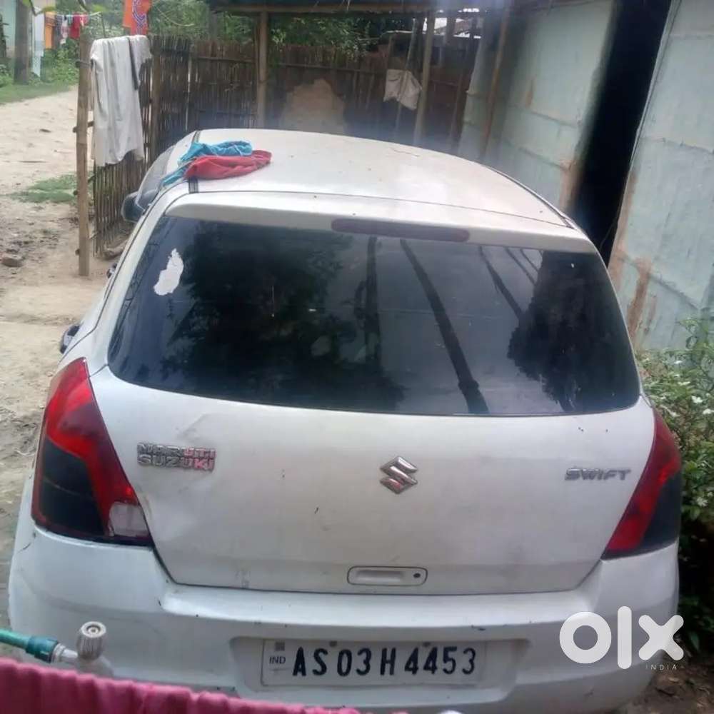 Maruti Suzuki Swift 2010 Petrol