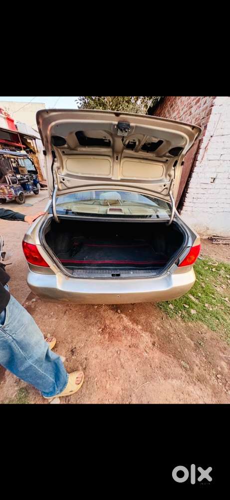Toyota Corolla 2005 Petrol Well Maintained