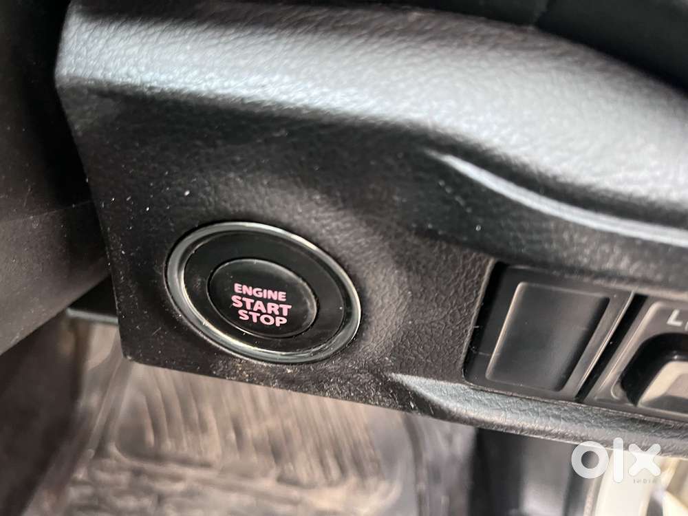 Maruti Suzuki Vitara Brezza Zdi+ Dual Tone Amt, 2018, Diesel