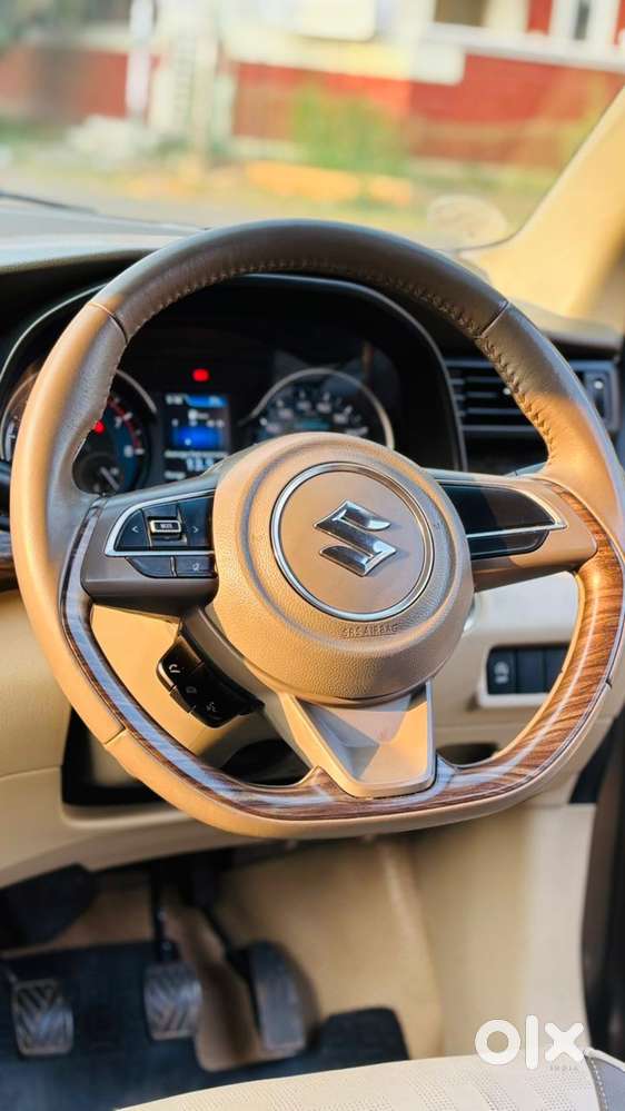 Maruti Suzuki Ertiga 1.5 Zxi Plus Shvs, 2019, Petrol