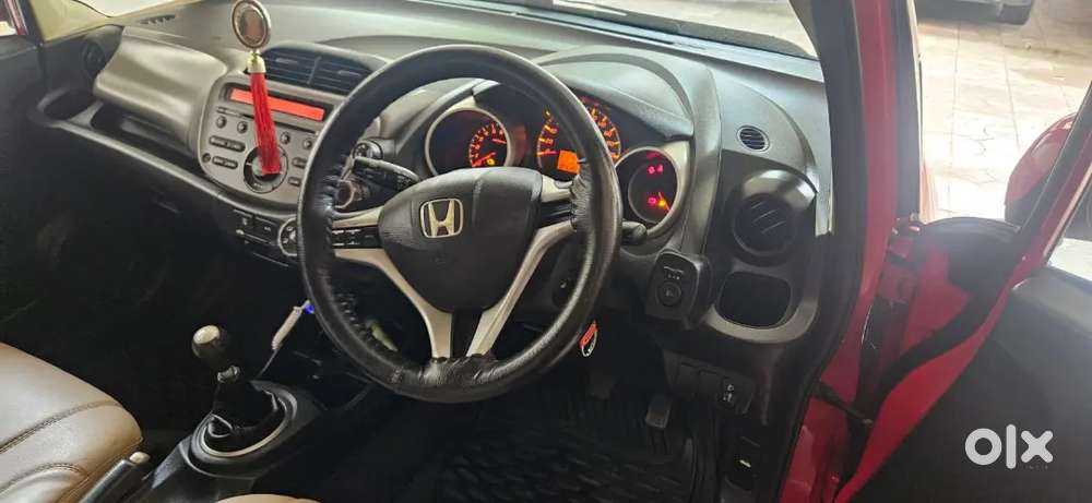 Honda Jazz 2011 Petrol 72000 Km Driven