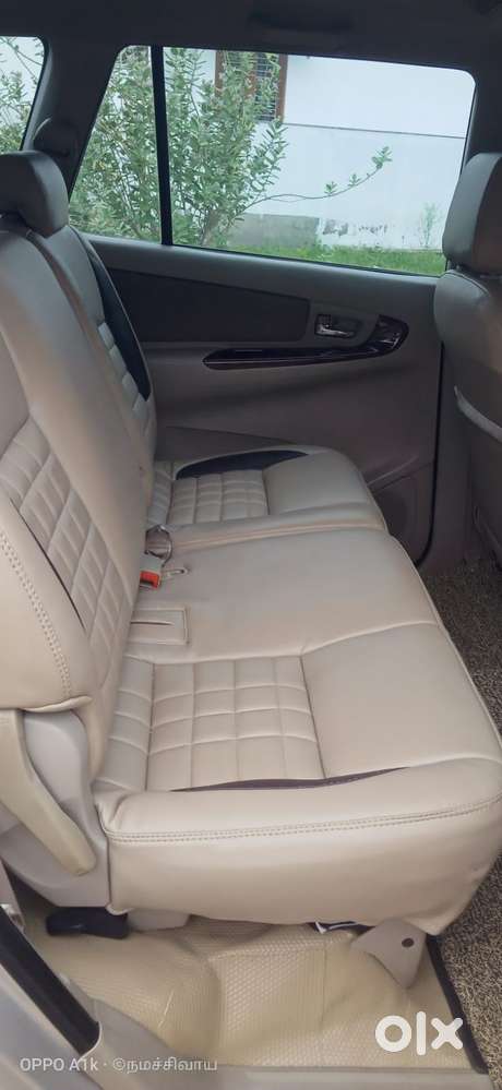 Toyota Innova 2.5 Vx 8 Seater Bs Iv, 2012, Diesel