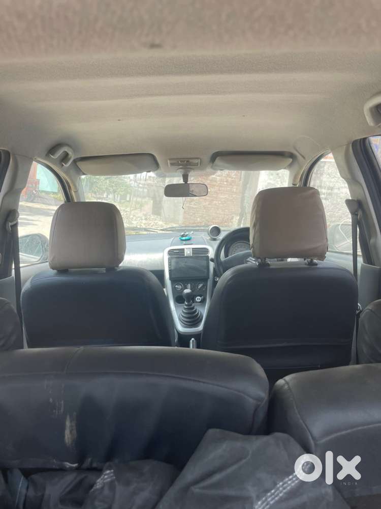 Maruti Ritz Vxi 2011