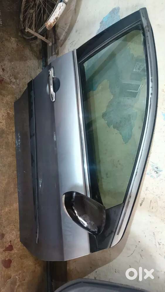Maruti Ciaz Zxi Plus 2015 All Parts Available