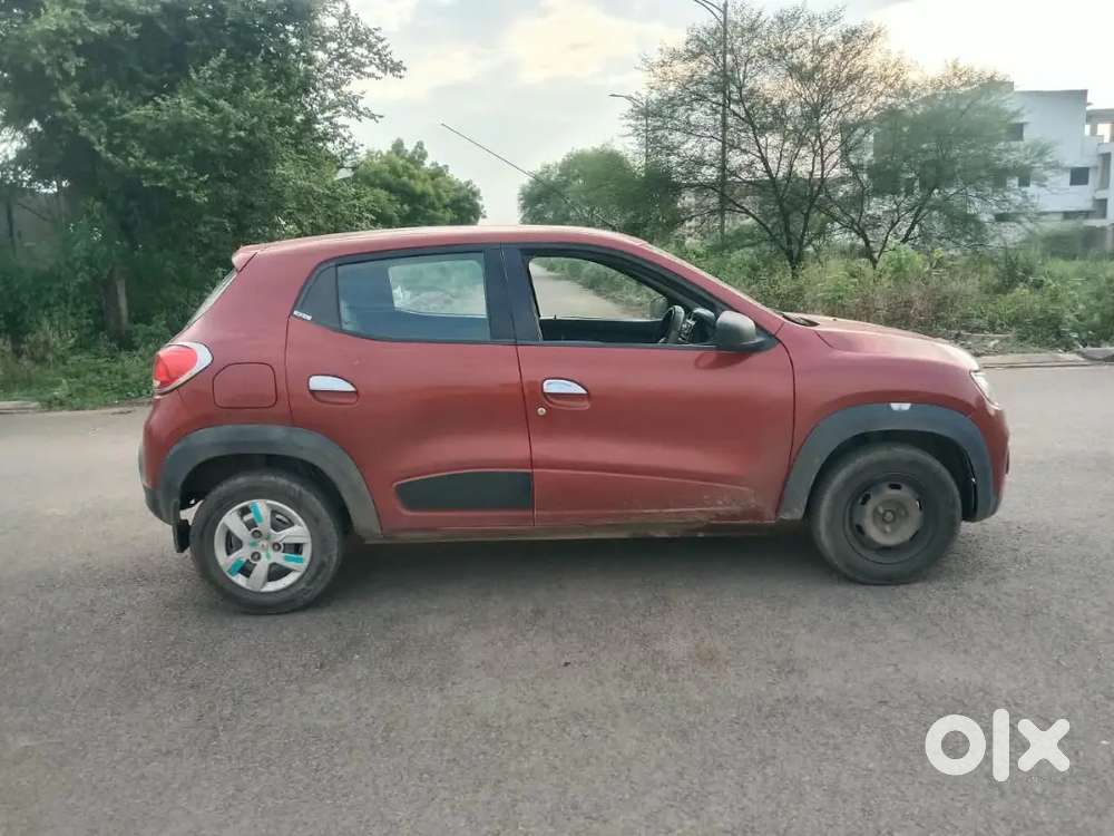 Renault Kwid November 2017 Petrol