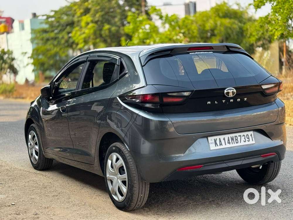 Tata Altroz 1.2 Xm Plus, 2024, Petrol