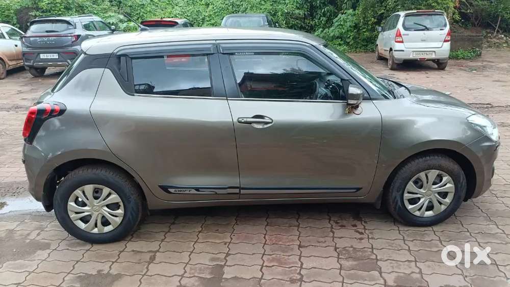 Maruti Suzuki Swift Vxi 2019