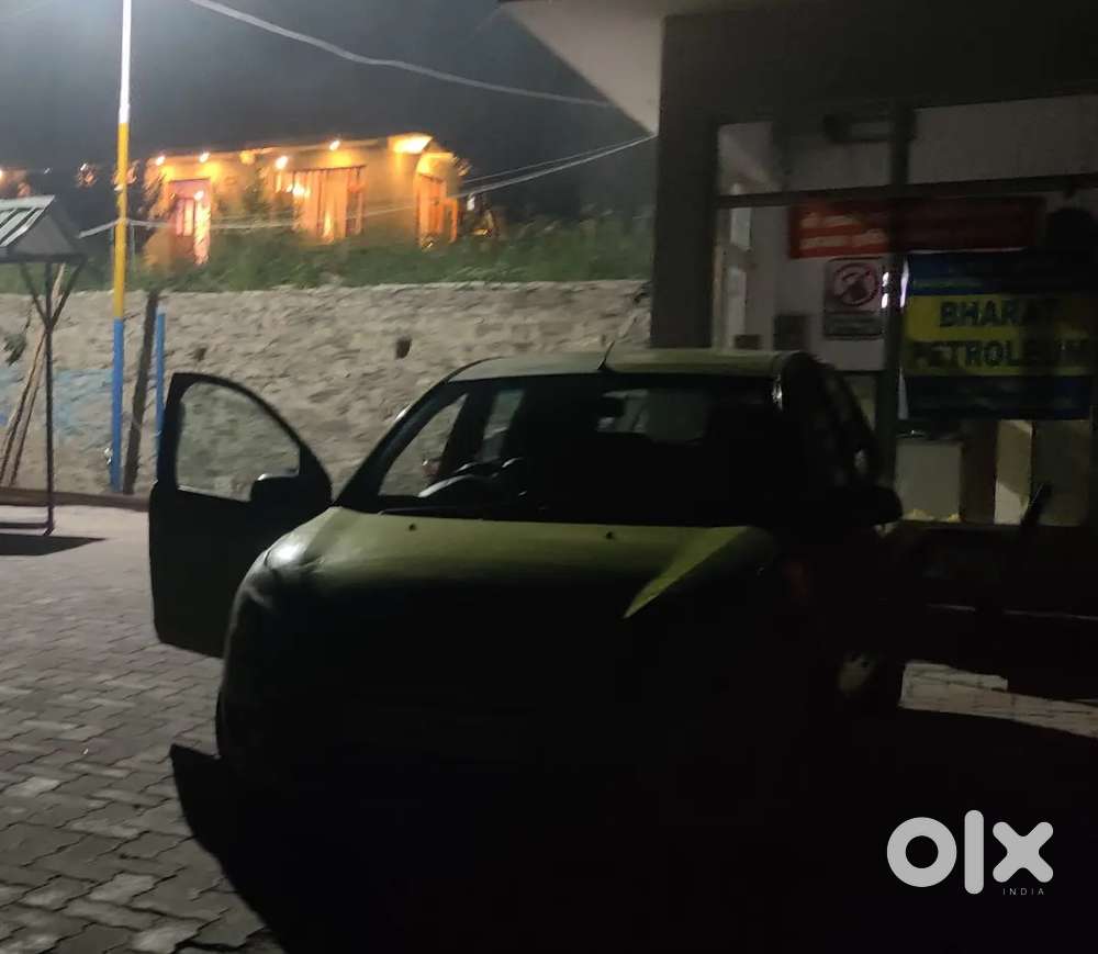Ford Figo 2011 Petrol 87000 Km Driven