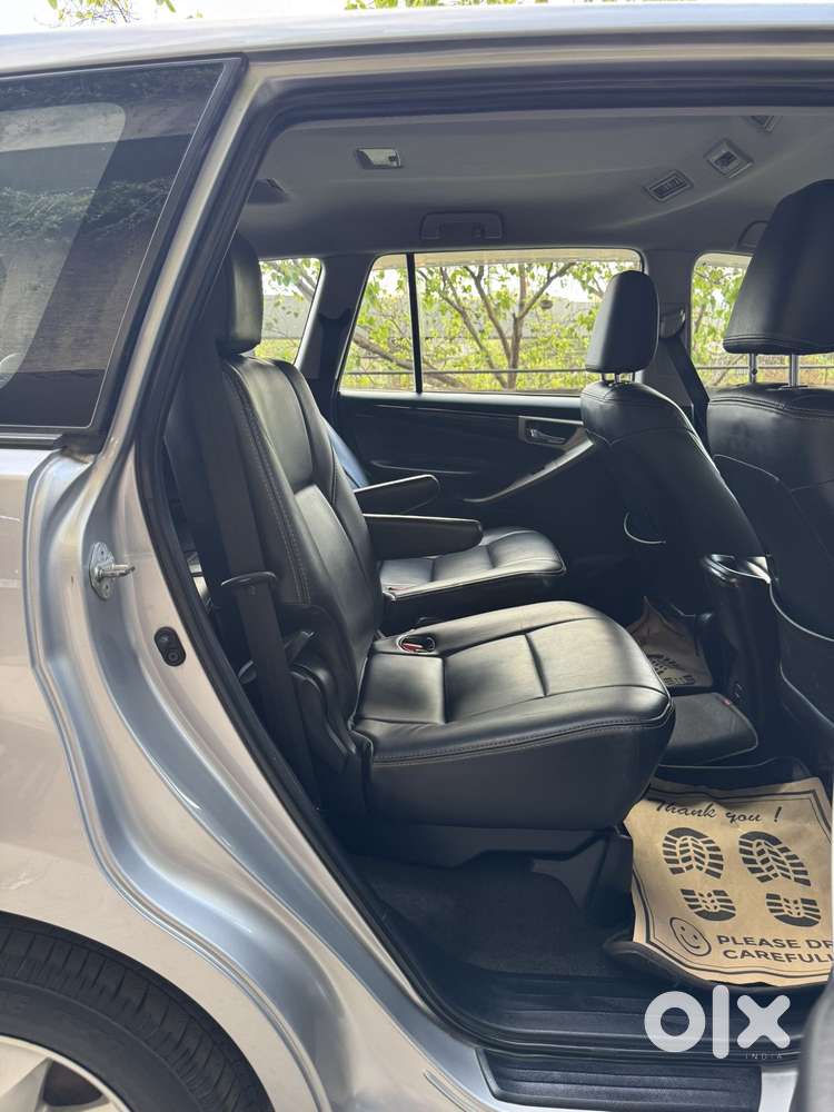Toyota Innova Crysta 2.8 Gx At 8s, 2017, Diesel