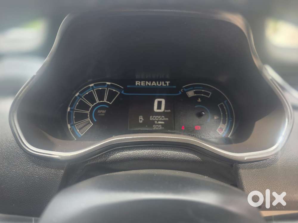 Renault Triber Rxl, 2022, Petrol