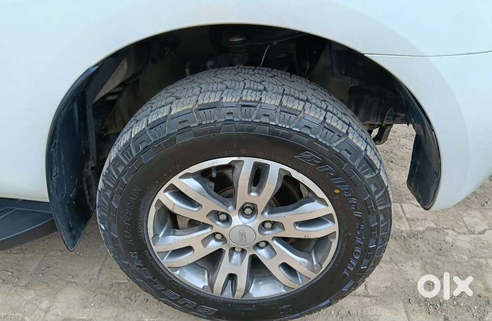 Ford Endeavour 2.2 Titanium 4x2 At, 2018, Diesel