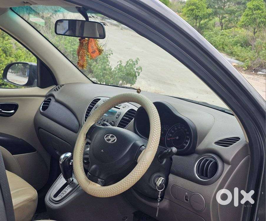 Hyundai I10 Sportz At, 2010, Petrol