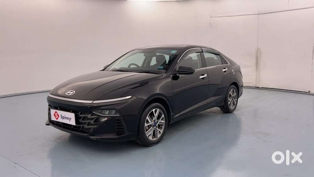 Hyundai Verna 1.5 Sx Petrol Mt, 2023, Petrol