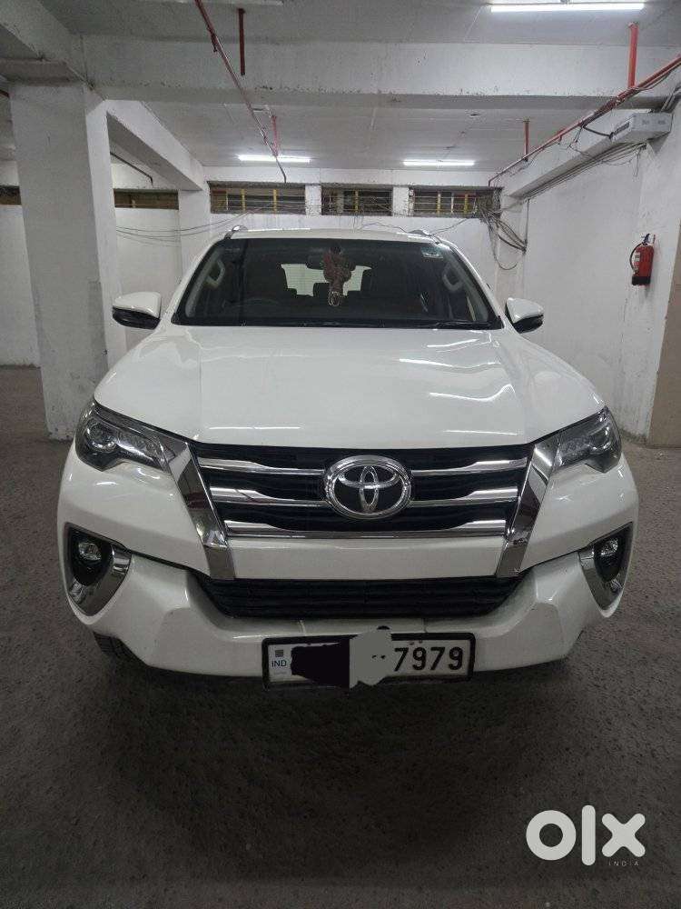 Toyota Fortuner 4x2 At 2.8 Diesel, 2019, Diesel