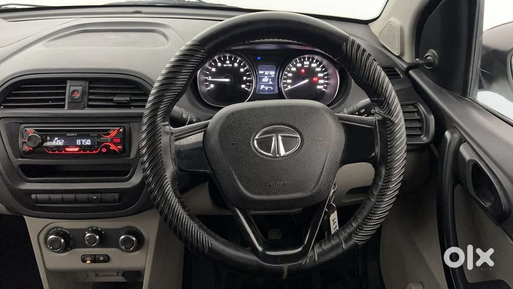 Tata Tiago Xe, 2019, Petrol