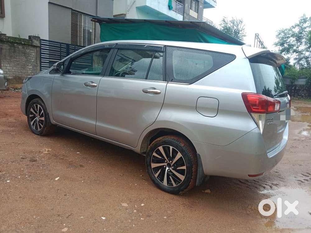 Toyota Innova Crysta 2.5z, 2025, Diesel