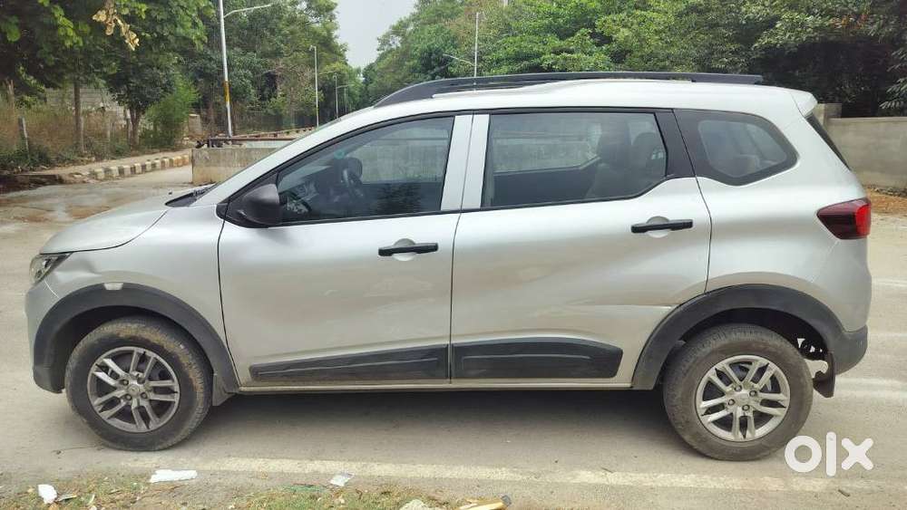 Renault Triber Rxl, 2023, Petrol