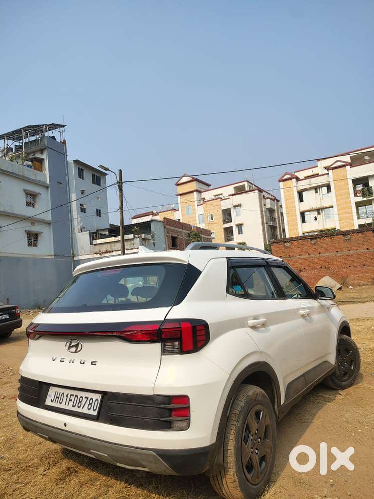 Hyundai Venue Petrol 2023 As Good As New