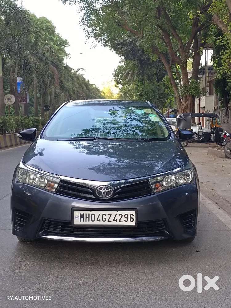 Toyota Corolla Altis 1.8 J 2015 Pure Petrol Car At Mulund West Mumbai