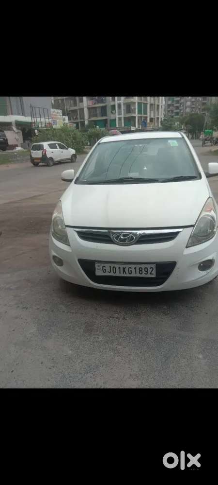 Hyundai I20 2010 Car