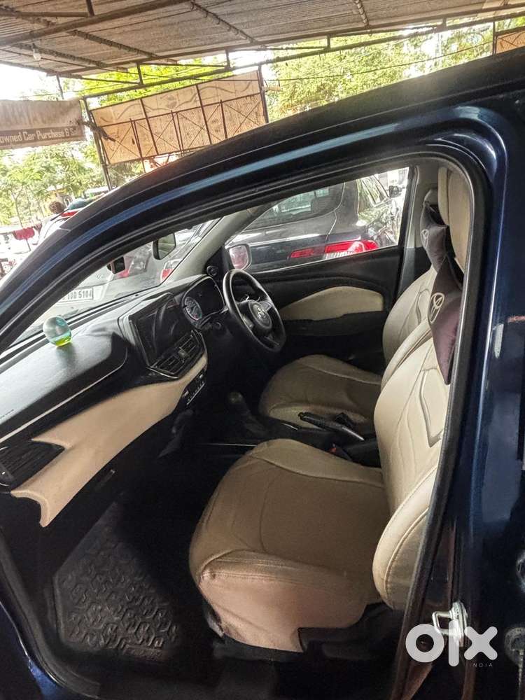Toyota Glanza 1.2 E, 2023, Petrol