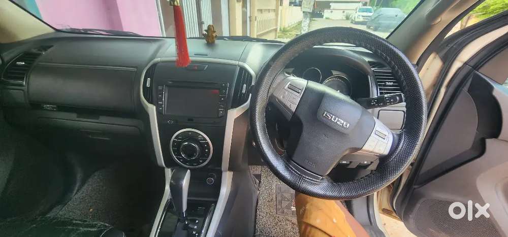 Isuzu Mu-x 2019 Diesel Well Maintained