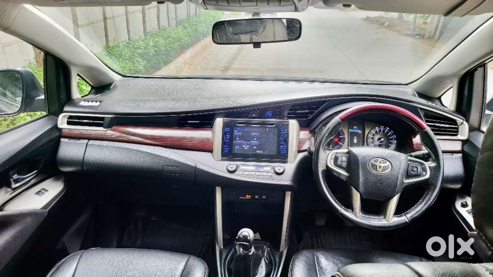 Toyota Innova Crysta