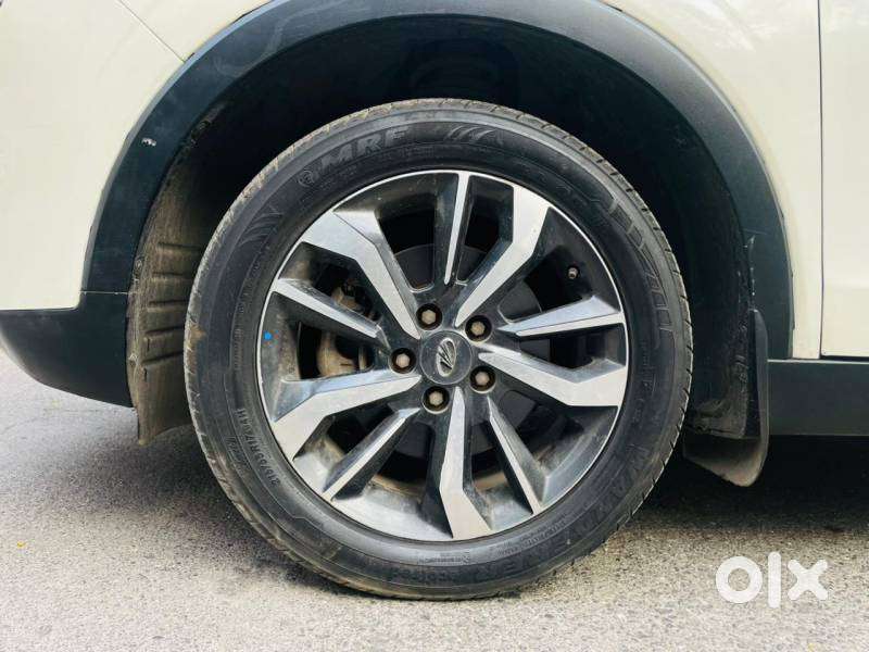 Mahindra Xuv300 W8 (o) 1.5 Diesel Amt, 2020, Diesel