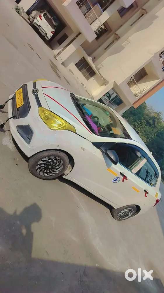 Hyundai Xcent 2018 Year Car Good Condition Center Door Lock Active