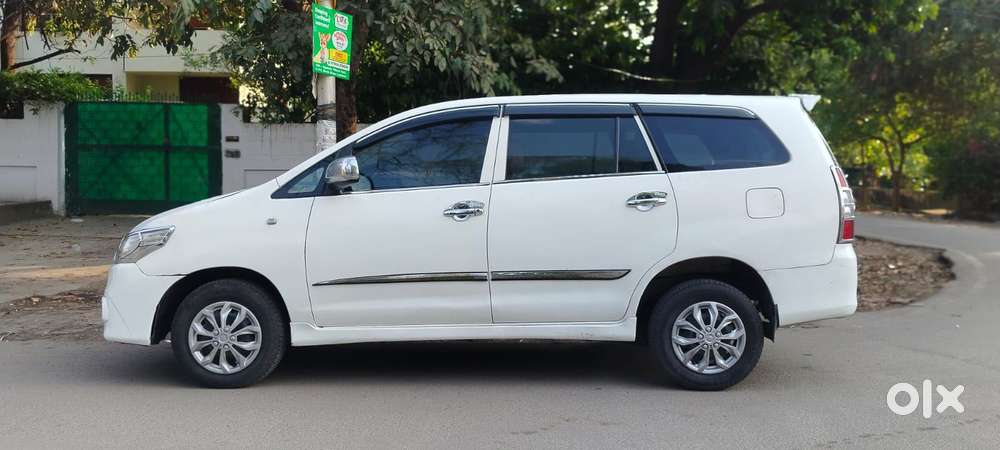Toyota Innova 2.5 G (diesel) 7 Seater, 2015, Diesel