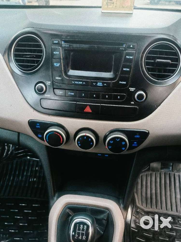 Hyundai Grand I10 2013-2016 Sportz, 2015, Petrol