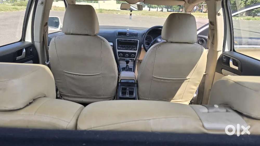 Skoda Laura 2.0 Tdi 2012