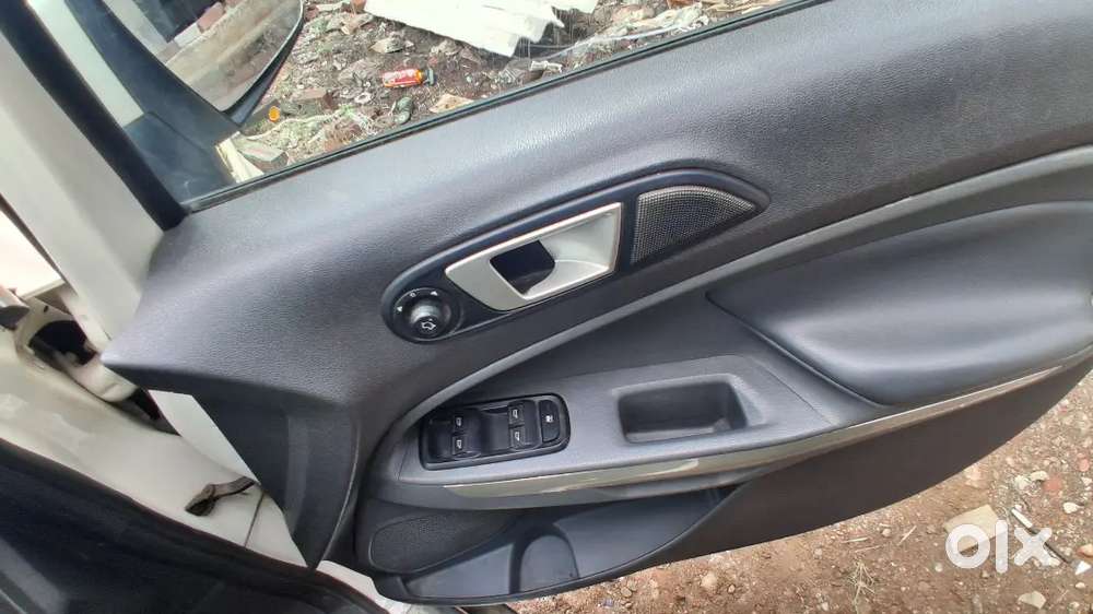 Ford Ecosport 2015 Petrol Well Maintained